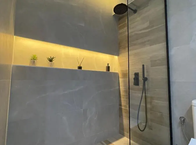 Appartement Jacuzzi Ladadika