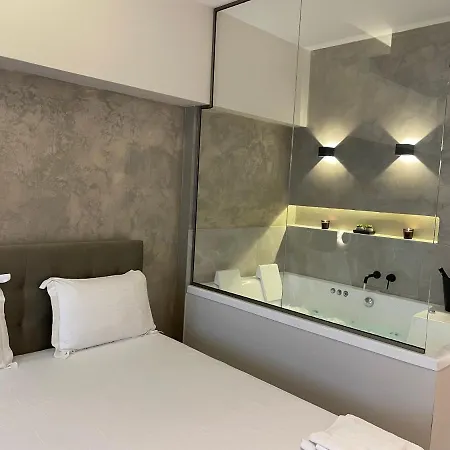 Апартаменты Jacuzzi Ladadika Салоники